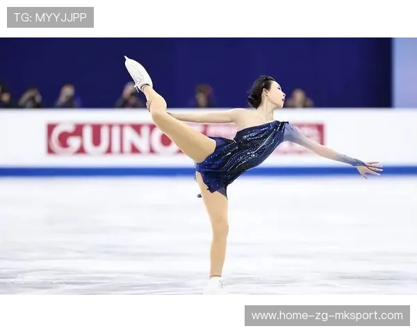 花样滑冰女神训练照曝光